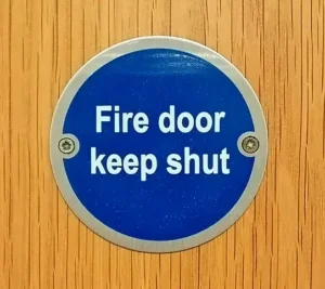 Fire door keep shut sign
